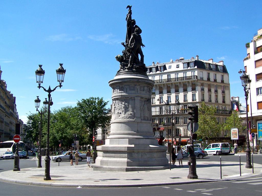 The Blue House Apartment Paris Exterior photo